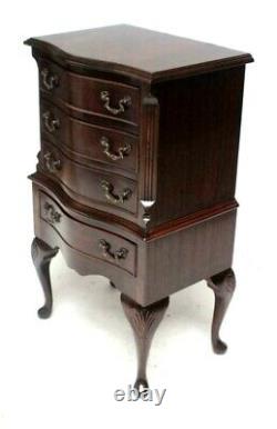 Vintage Queen Anne Style Mahogany Chest of Drawers Commode 6497