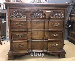 Vintage Thomasville Mahogany Chest of Drawers, Shell Carved, After John Townsend