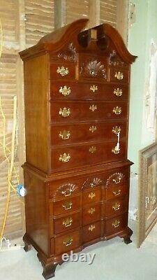 Vintage Thomasville Mahogany Chest on Chest/Highboy, Drawers to Floor, Excellent