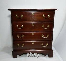 Vintage White of Mebane 4-Drawer Bachelor Chest Nightstand Chippendale Mahogany