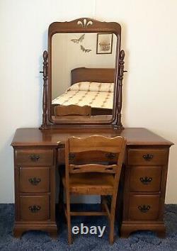 Vtg Mahogany Bedroom Set Dresser Chest Drawers Vanity Mirror Bed Frame Federal