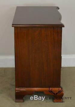 Wellington Hall Chippendale Style Pair Mahogany Chests Nightstands